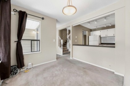 Photo 6 at 62 - 1930 Cedar Village Crescent, Westlynn, North Vancouver