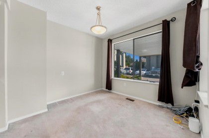 Photo 5 at 62 - 1930 Cedar Village Crescent, Westlynn, North Vancouver