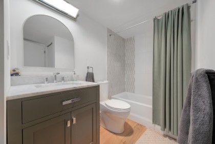 Photo 23 at 208 - 2119 Bellevue Avenue, Dundarave, West Vancouver