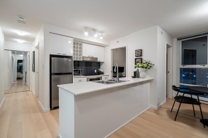 Photo 7 at 2803 - 111 W Georgia Street, Downtown VW, Vancouver West