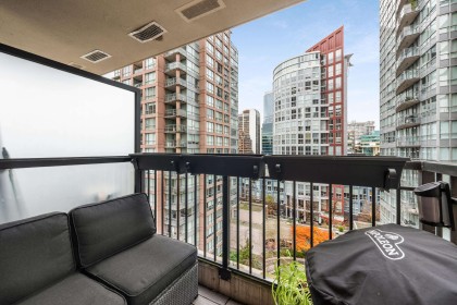 Photo 17 at 1203 - 969 Richards Street, Downtown VW, Vancouver West