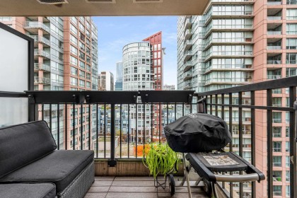 Photo 16 at 1203 - 969 Richards Street, Downtown VW, Vancouver West