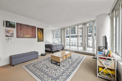 Photo 7 at 718 - 610 Granville Street, Downtown VW, Vancouver West