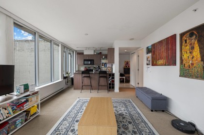 Photo 9 at 718 - 610 Granville Street, Downtown VW, Vancouver West