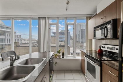 Photo 14 at 718 - 610 Granville Street, Downtown VW, Vancouver West