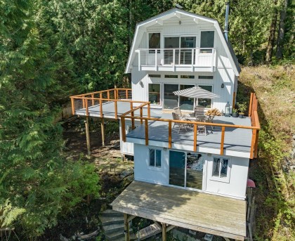 Photo 2 at 2937 Panorama Drive, Deep Cove, North Vancouver