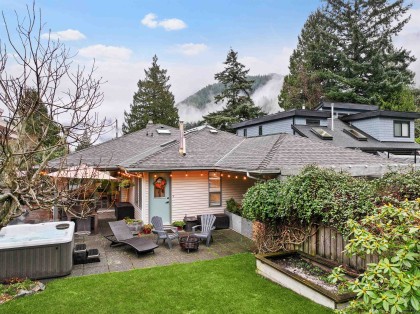 Photo 1 at 6422 Douglas Street, Horseshoe Bay WV, West Vancouver