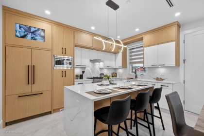 Photo 11 at 1554 W 66th Avenue, S.W. Marine, Vancouver West