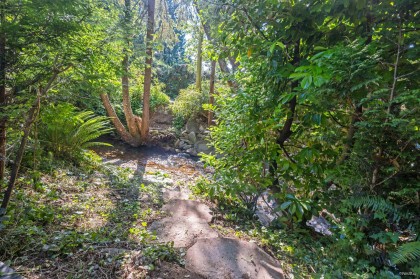 Photo 4 at 3870 Emerald Drive, Edgemont, North Vancouver