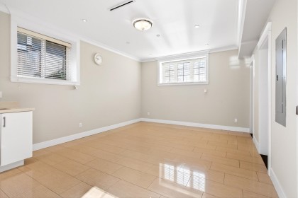 Photo 27 at 2989 W 32nd Avenue, MacKenzie Heights, Vancouver West