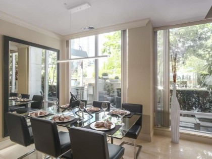 Photo 8 at 410 Beach Crescent, Yaletown, Vancouver West