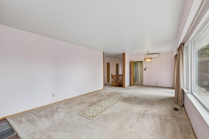 Photo 6 at 702 Winona Avenue, Canyon Heights NV, North Vancouver