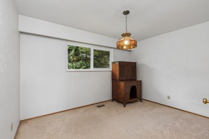 Photo 25 at 702 Winona Avenue, Canyon Heights NV, North Vancouver