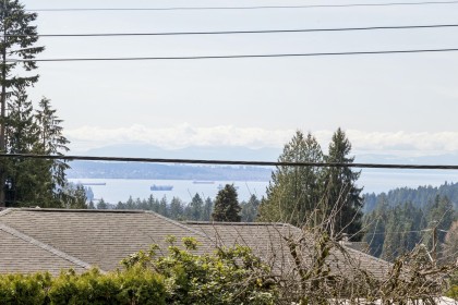 Photo 21 at 702 Winona Avenue, Canyon Heights NV, North Vancouver