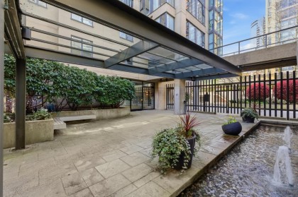 Photo 3 at 501 - 1155 Homer Street, Yaletown, Vancouver West