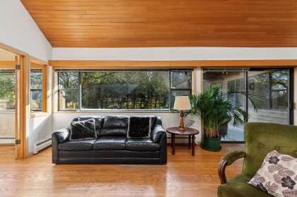 Photo 2 at 4436 W 11th Avenue, Point Grey, Vancouver West