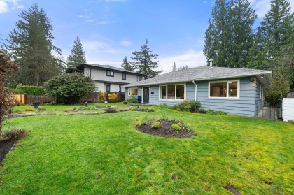 Photo 2 at 1085 Edgewood Road, Canyon Heights NV, North Vancouver