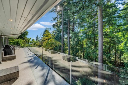 Photo 5 at 4138 Burkehill Road, Bayridge, West Vancouver