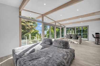 Photo 11 at 4138 Burkehill Road, Bayridge, West Vancouver