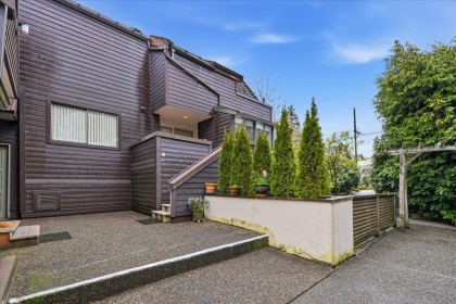 Photo 2 at 6 - 5730 Carnarvon Street, Kerrisdale, Vancouver West