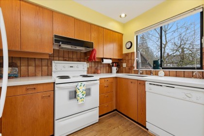 Photo 10 at 6 - 5730 Carnarvon Street, Kerrisdale, Vancouver West