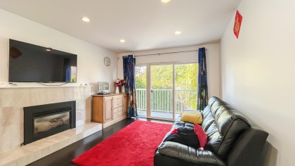 Photo 3 at 1420 Park Drive, Marpole, Vancouver West