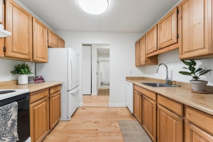 Photo 14 at 211 - 1385 Draycott Road, Lynn Valley, North Vancouver