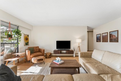 Photo 4 at 211 - 1385 Draycott Road, Lynn Valley, North Vancouver