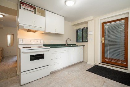 Photo 25 at 4338 W 2nd Avenue, Point Grey, Vancouver West