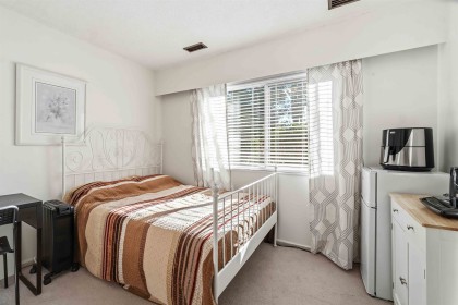 Photo 15 at 552 W 29th Street, Upper Lonsdale, North Vancouver