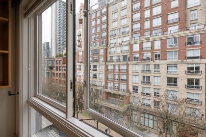 Photo 14 at 503 - 1216 Homer Street, Yaletown, Vancouver West