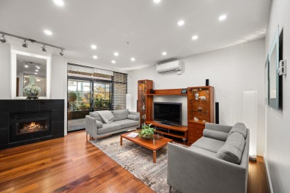 Photo 5 at 202 - 1750 W 2nd Avenue, False Creek, Vancouver West