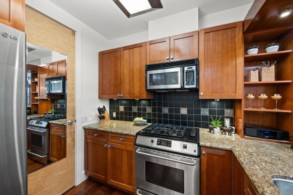 Photo 15 at 202 - 1750 W 2nd Avenue, False Creek, Vancouver West