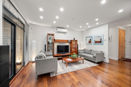 Photo 11 at 202 - 1750 W 2nd Avenue, False Creek, Vancouver West