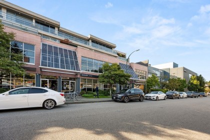 Photo 4 at 202 - 1750 W 2nd Avenue, False Creek, Vancouver West