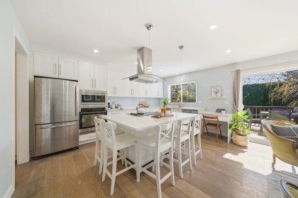 Photo 3 at 931 Old Lillooet Road, Lynnmour, North Vancouver