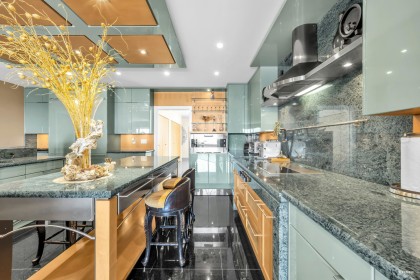 Photo 16 at 848 Eyremount Drive, British Properties, West Vancouver