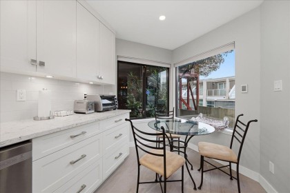 Photo 4 at 101 - 1005 W 7th Avenue, Fairview VW, Vancouver West