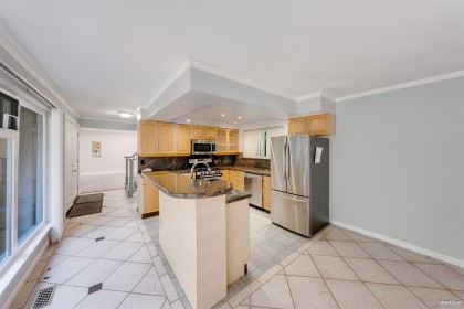 Photo 6 at 1366 Kings Avenue, Ambleside, West Vancouver