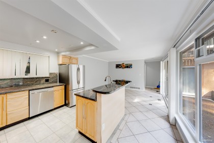 Photo 3 at 1366 Kings Avenue, Ambleside, West Vancouver