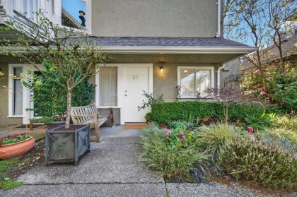 Photo 3 at 38 W 14th Avenue, Mount Pleasant VW, Vancouver West