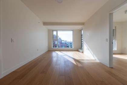 Photo 3 at 703 - 1561 W 57th, South Granville, Vancouver West