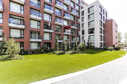 Photo 18 at 703 - 1561 W 57th, South Granville, Vancouver West