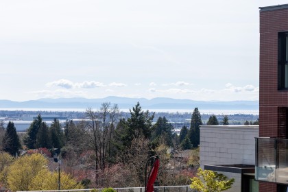 Photo 15 at 703 - 1561 W 57th, South Granville, Vancouver West