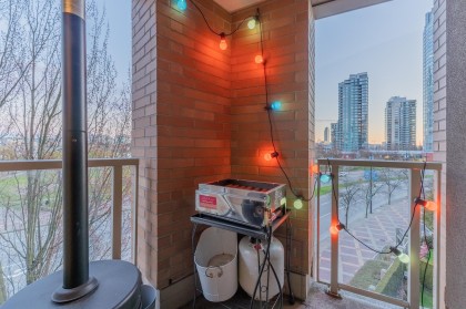 Photo 6 at 505 - 388 Drake Street, Yaletown, Vancouver West