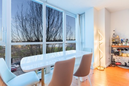 Photo 4 at 505 - 388 Drake Street, Yaletown, Vancouver West