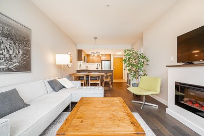 Photo 6 at 208 - 1330 Marine Drive, Pemberton NV, North Vancouver