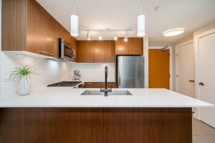 Photo 9 at 208 - 1330 Marine Drive, Pemberton NV, North Vancouver