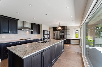 Photo 10 at 50 Panorama Road, Lions Bay, West Vancouver