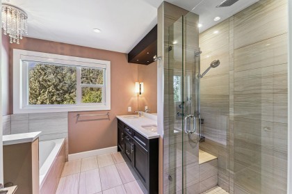 Photo 18 at 50 Panorama Road, Lions Bay, West Vancouver